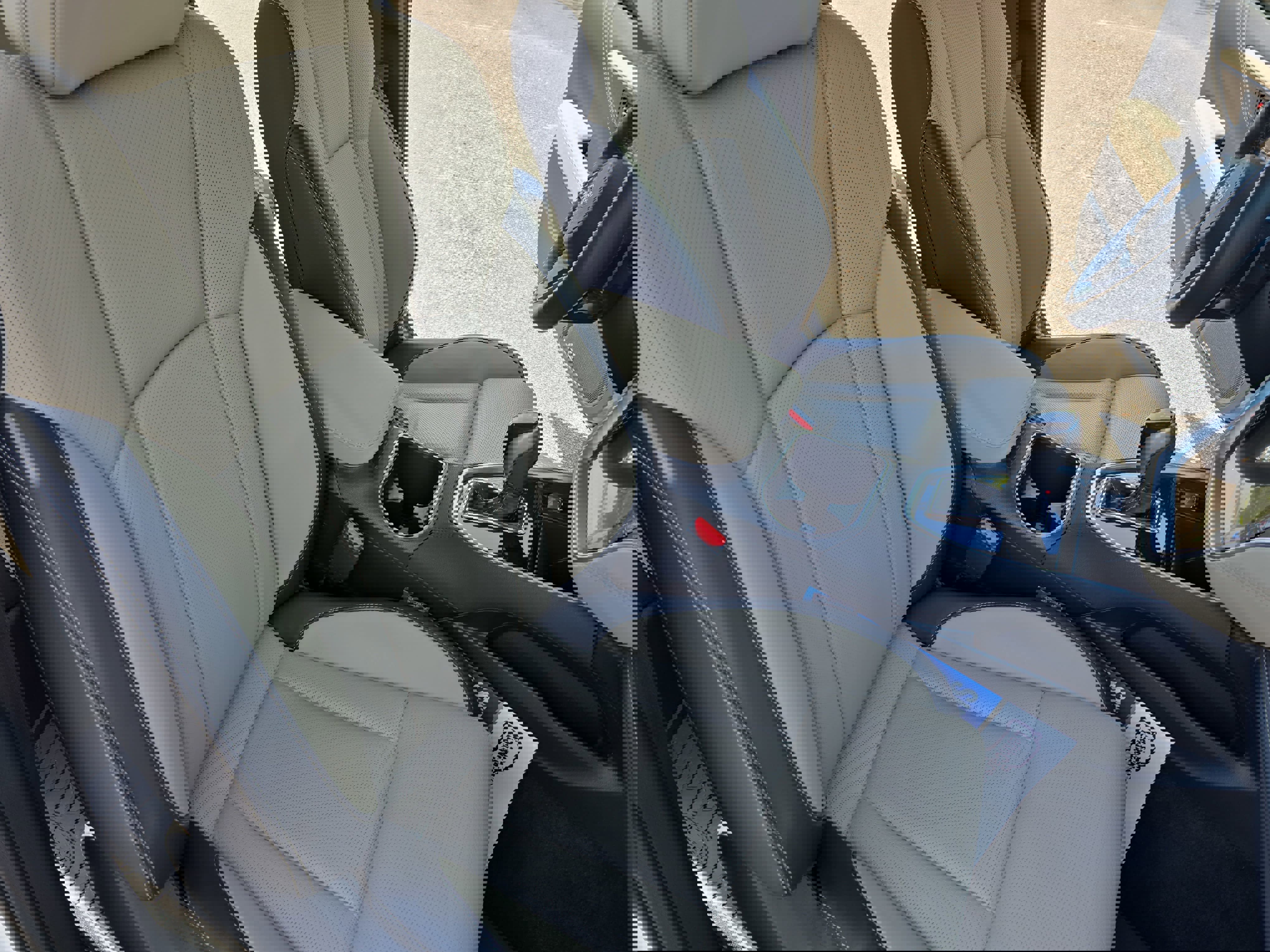 Used 2022 Subaru Outback Limited image 10