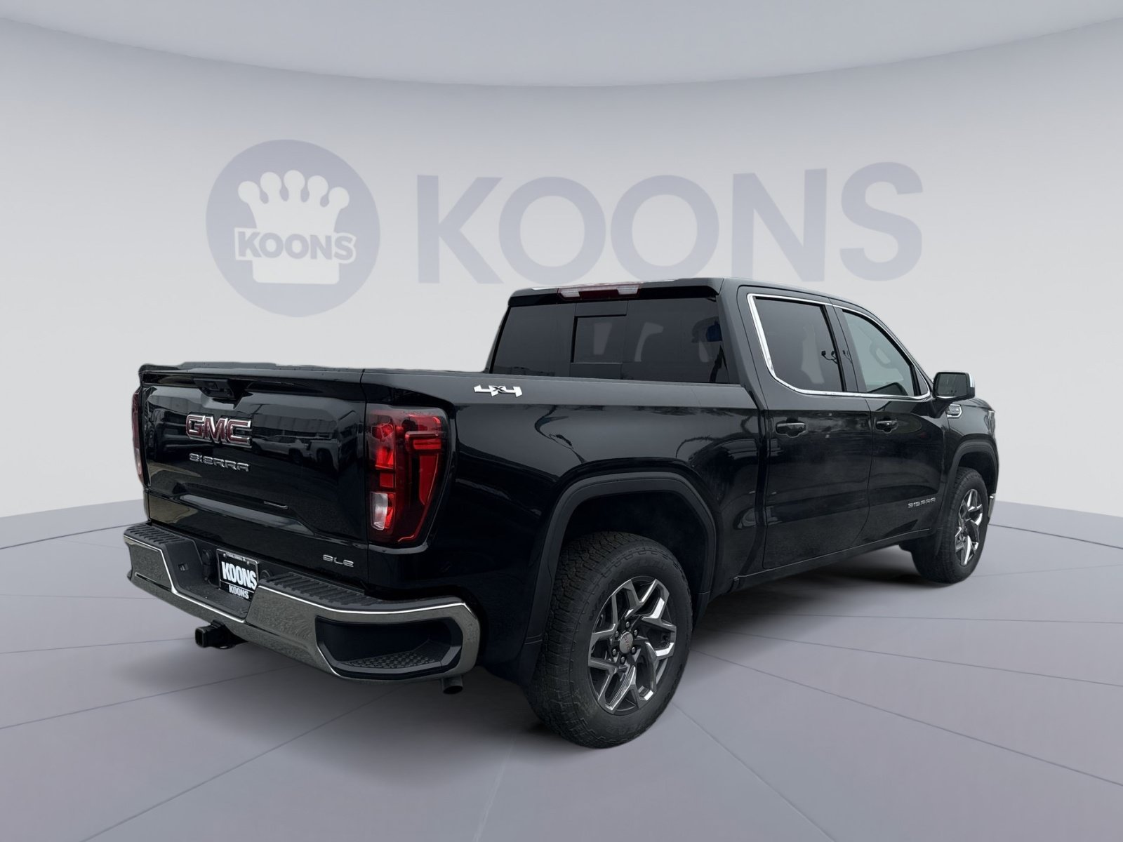 New 2026 GMC Sierra 1500 SLE w/ Preferred Package AWD/4WD image 7