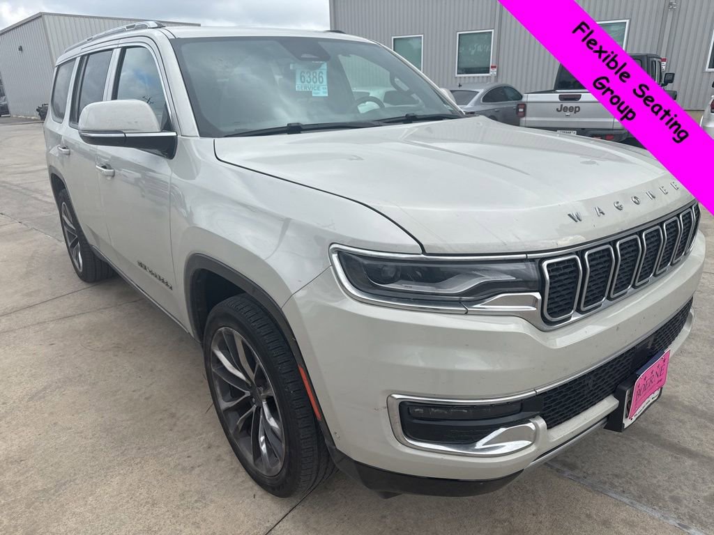 Used 2022 Jeep Wagoneer Series III w/ Premium Group I image 8