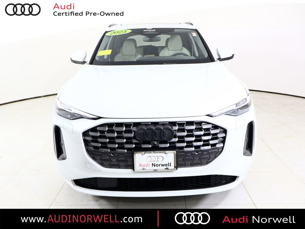 Certified 2025 Audi Q5 Prestige image 11