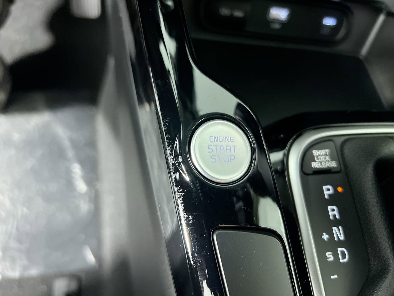 Certified 2024 Kia Soul LX w/ Option Group 015 image 21