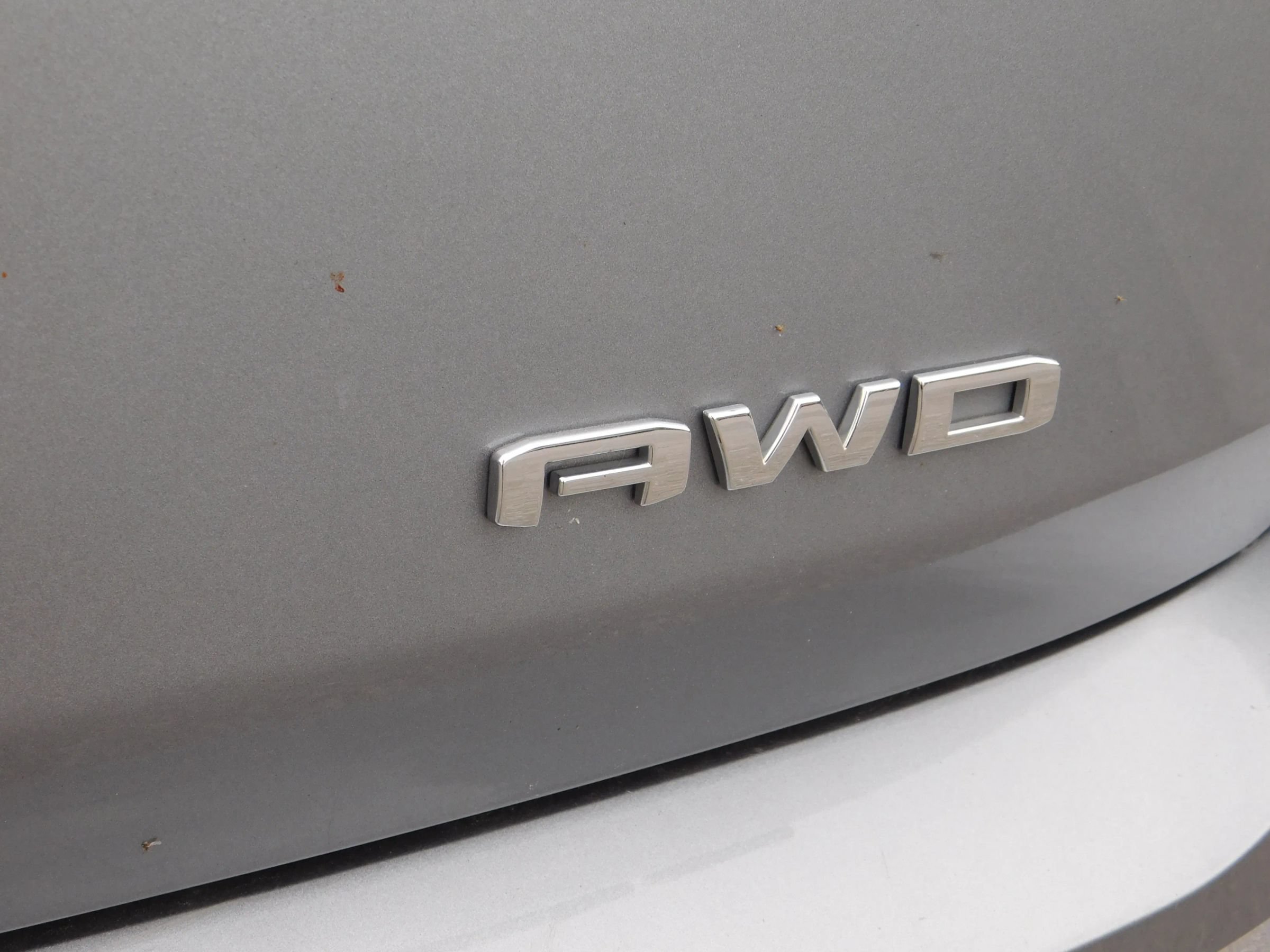 Used 2024 GMC Terrain SLT AWD/4WD image 6