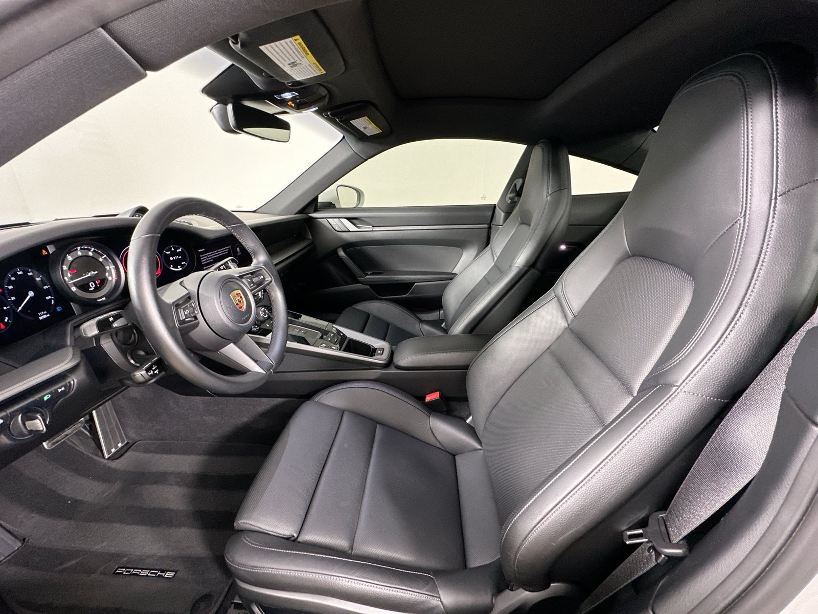 Used 2024 Porsche 911 Carrera 4 AWD/4WD image 34