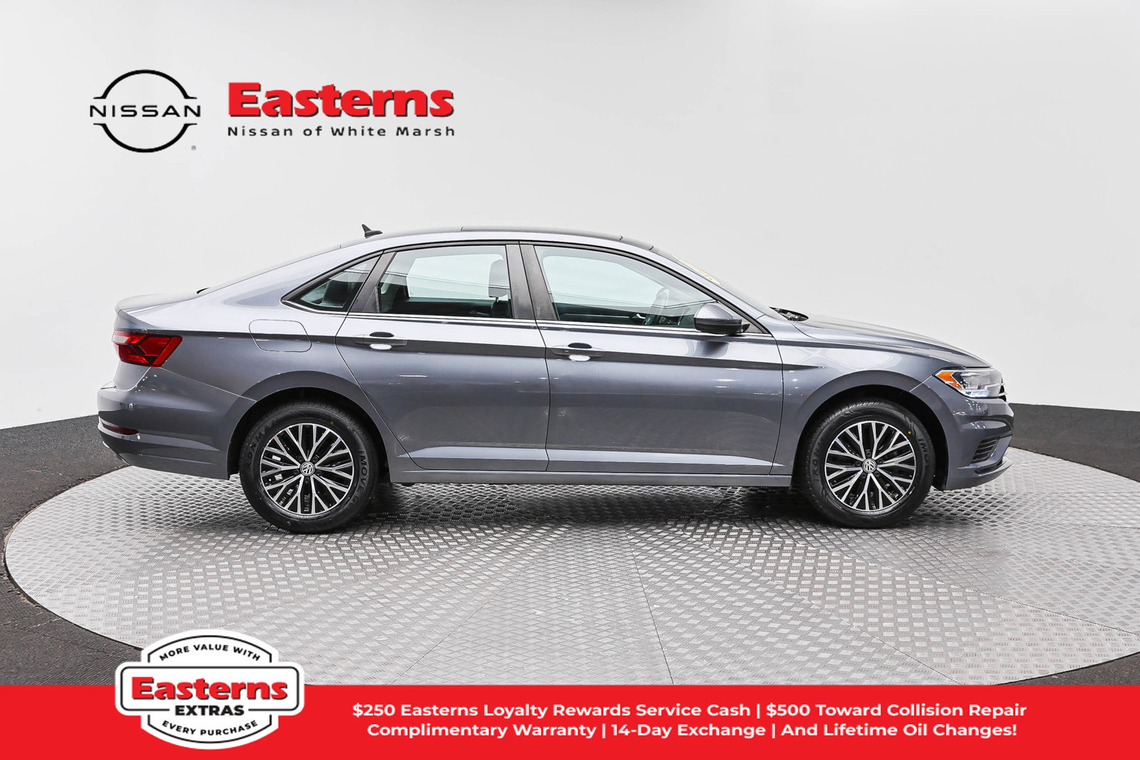 Used 2020 Volkswagen Jetta SE FWD image 4
