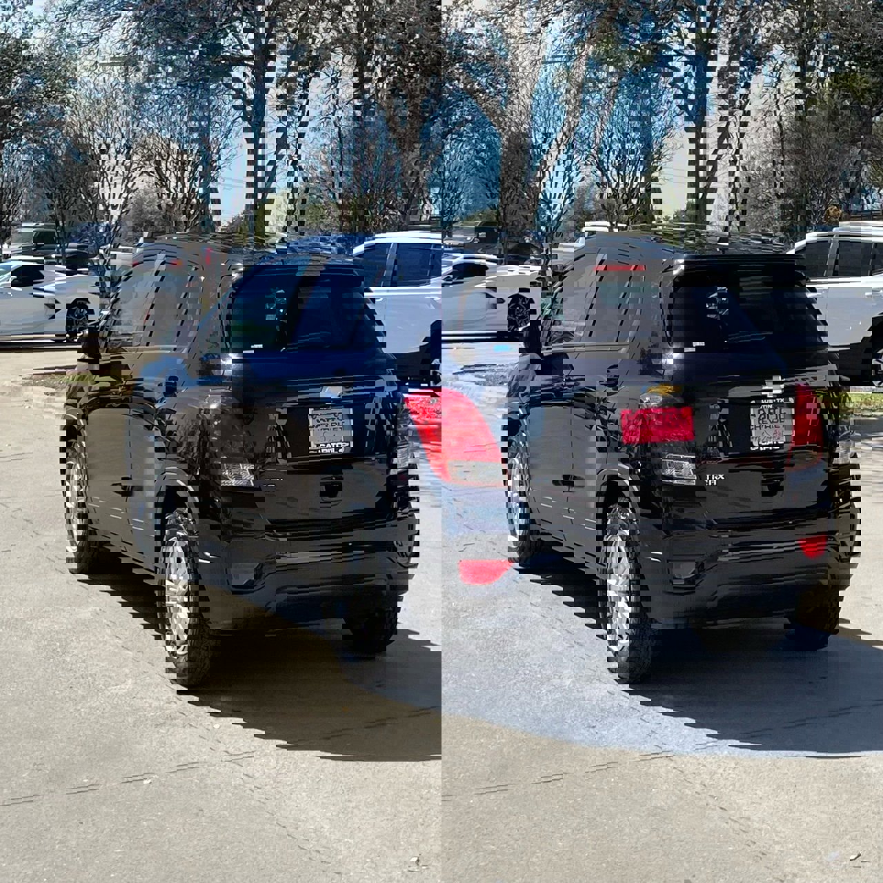 Used 2021 Chevrolet Trax LS w/ Tint and Cruise Package image 4