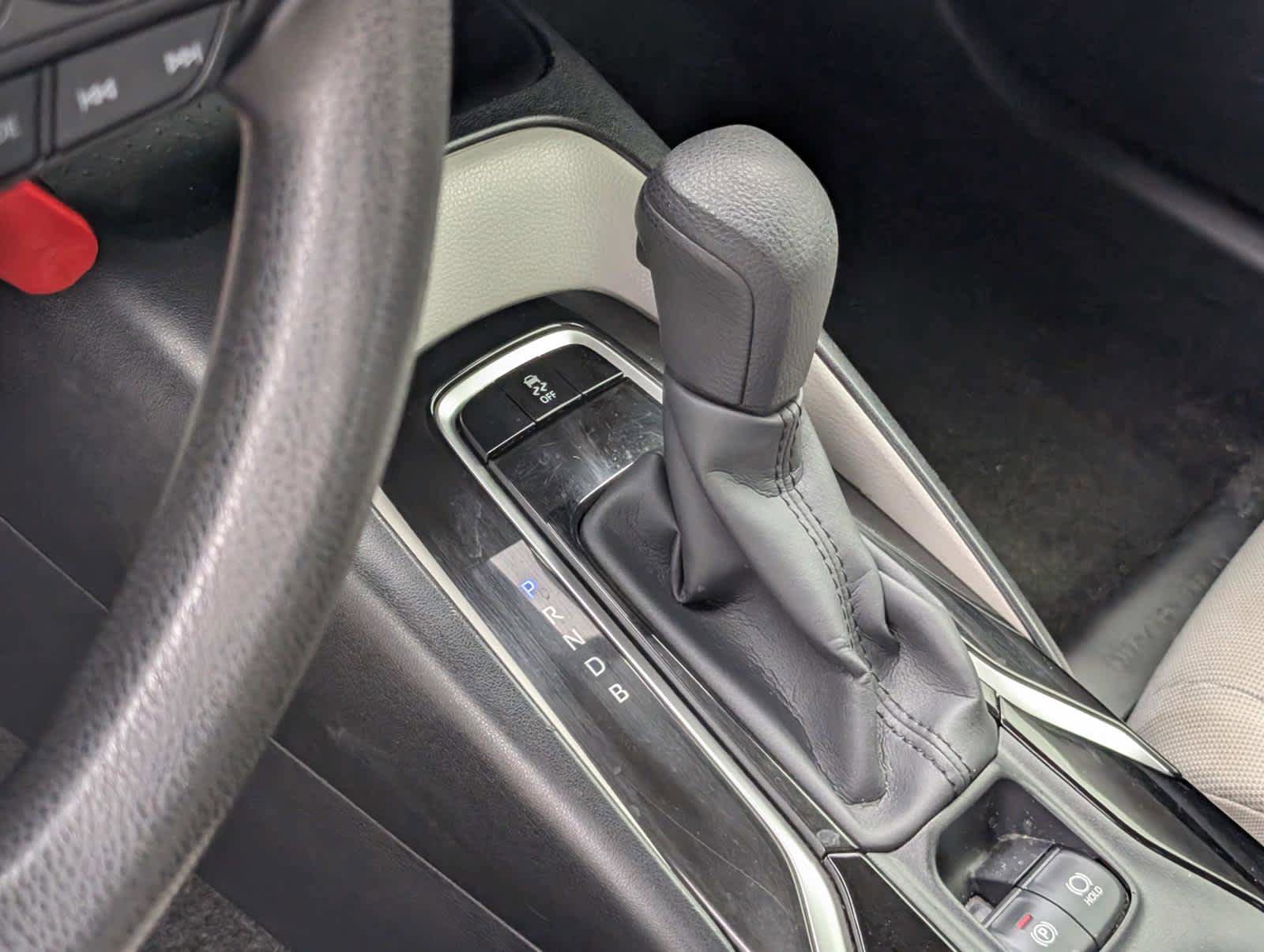 Used 2021 Toyota Corolla LE FWD image 18