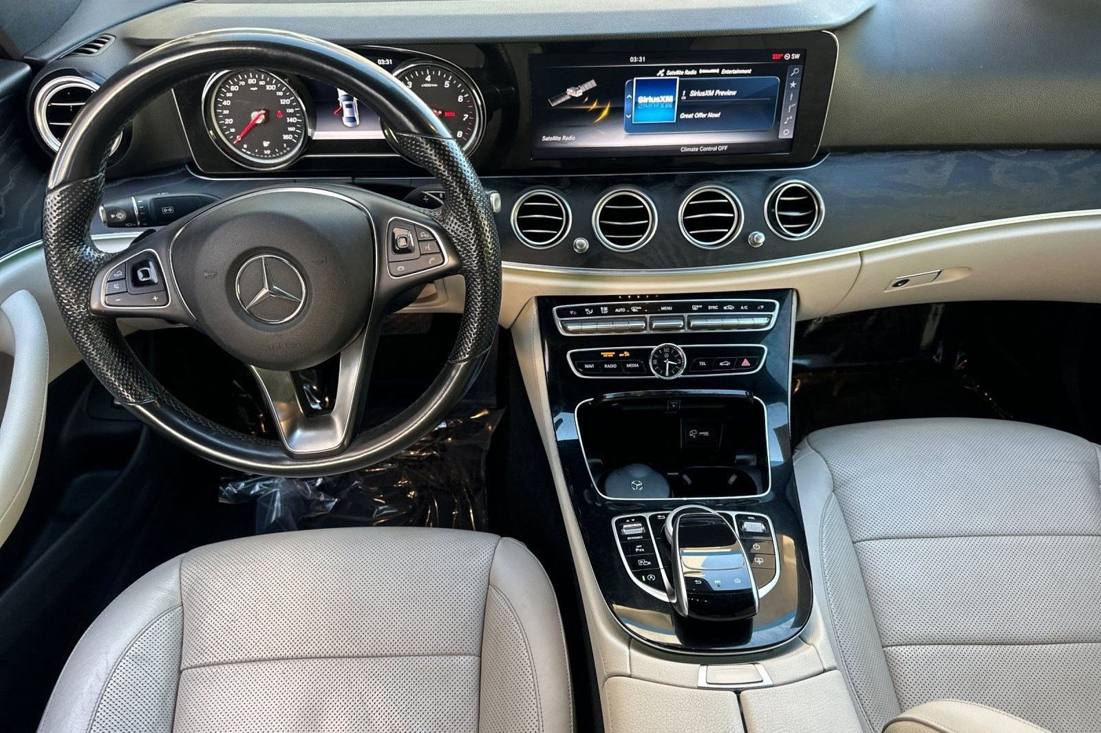 Used 2017 Mercedes-Benz E 300 4MATIC image 28
