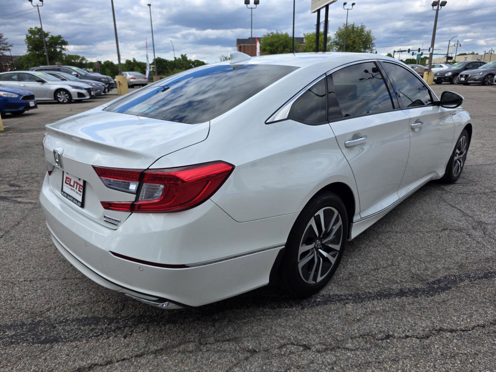 Used 2020 Honda Accord Touring image 5