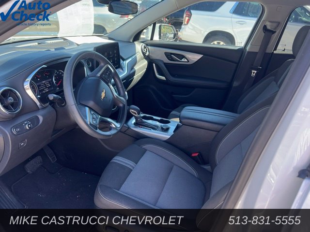 Used 2025 Chevrolet Blazer LT AWD/4WD image 6
