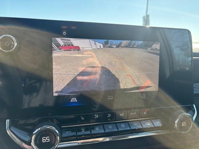 Used 2023 Chevrolet Colorado Z71 w/ Z71 Convenience Package 2 image 7