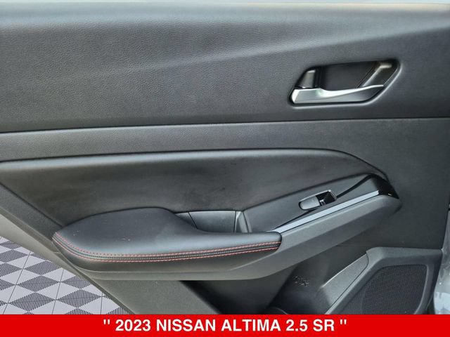 Used 2023 Nissan Altima 2.5 SR FWD image 28