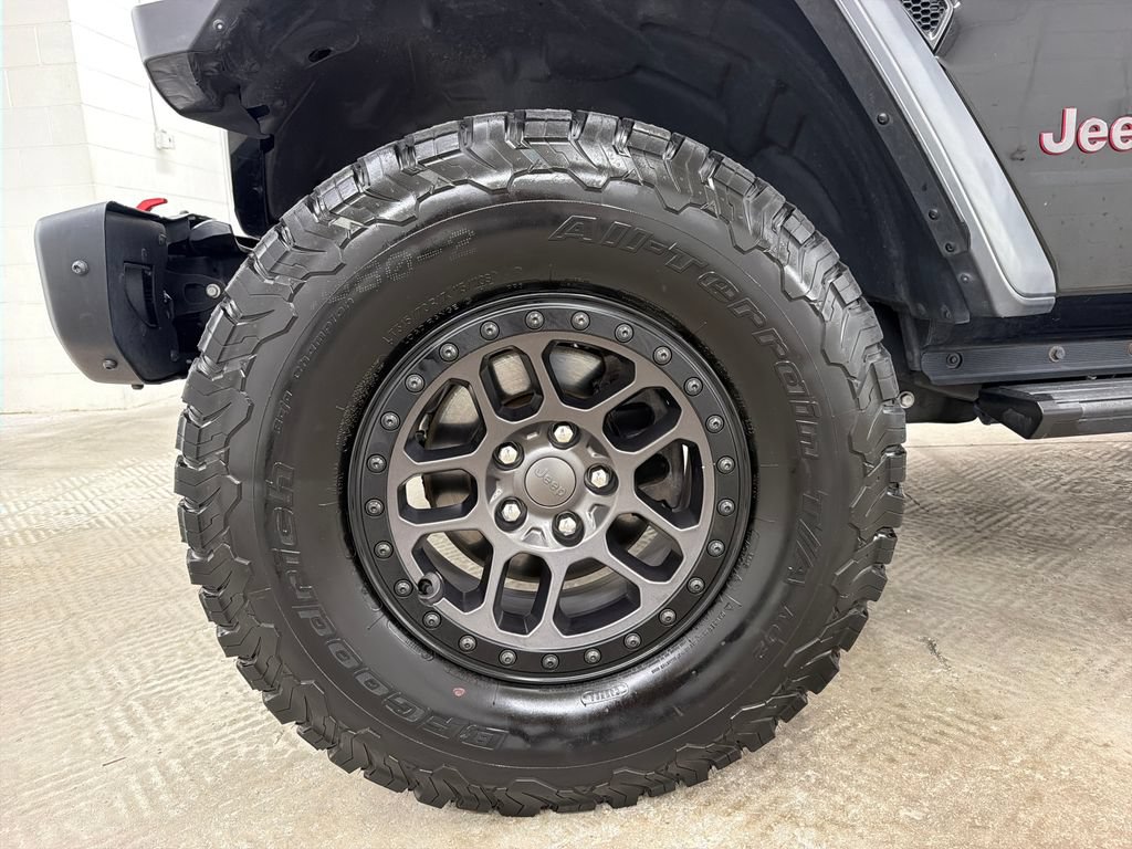 Used 2023 Jeep Wrangler Unlimited Rubicon w/ Xtreme 35 Tire Package AWD/4WD image 13