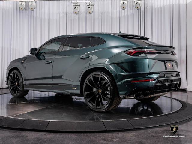 Used 2024 Lamborghini Urus S AWD/4WD image 11