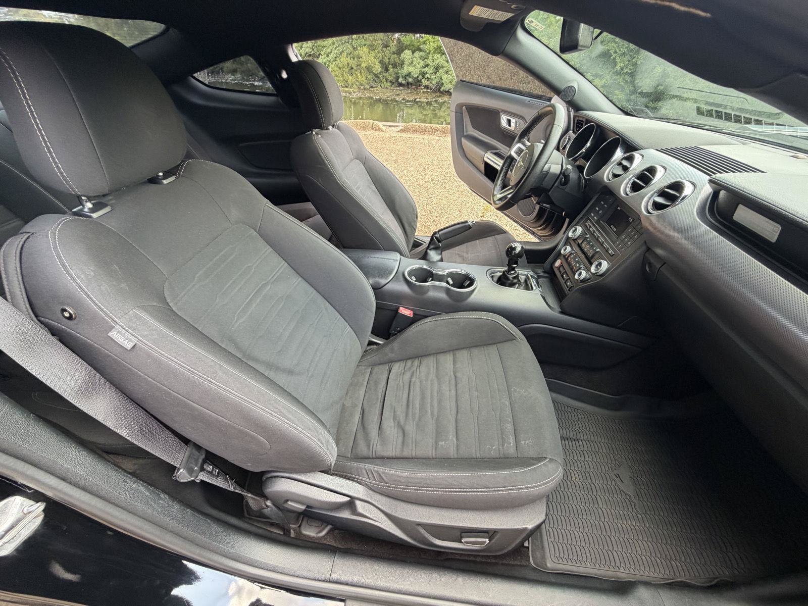 Used 2016 Ford Mustang GT RWD image 12