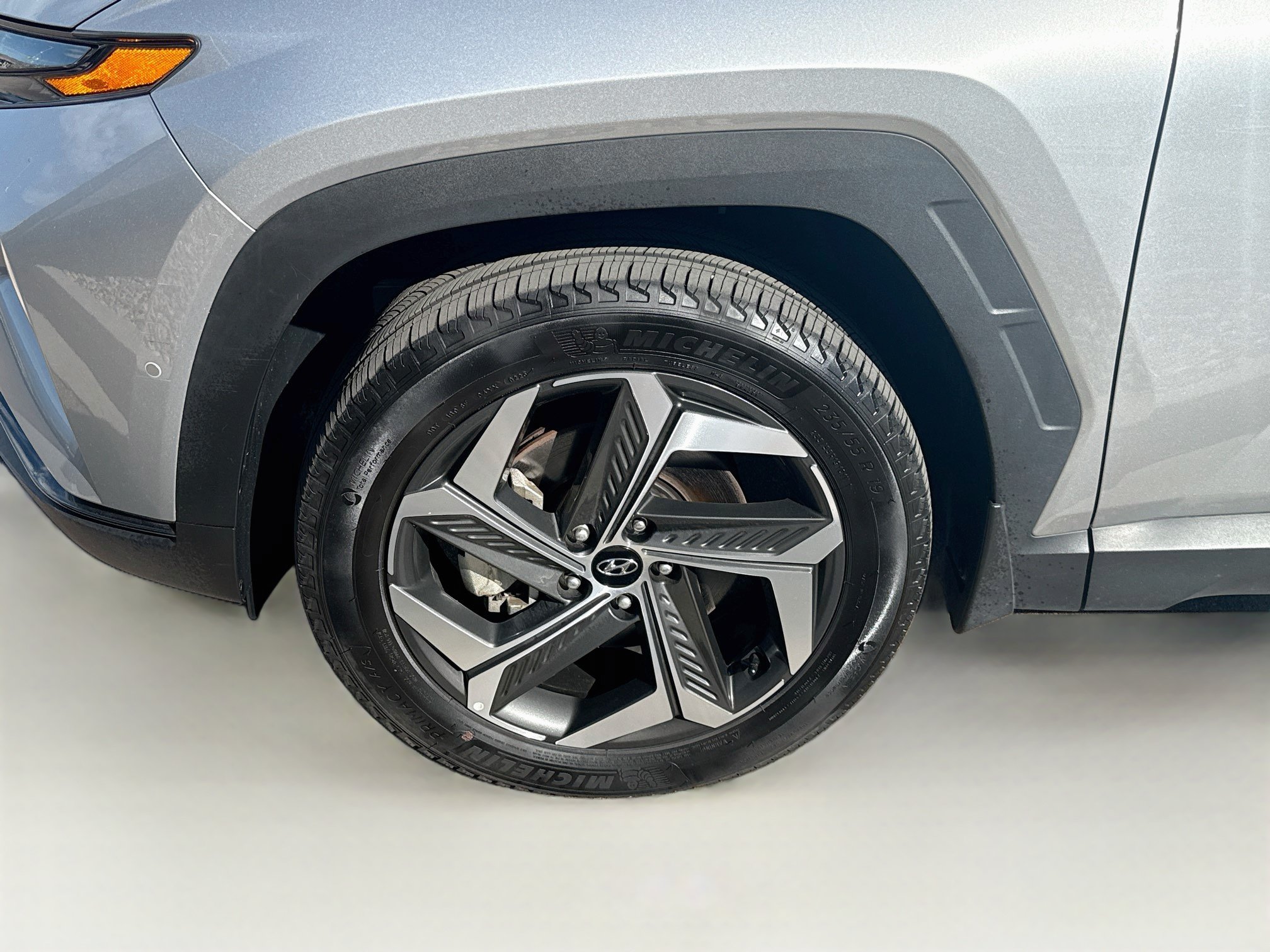 Used 2023 Hyundai Tucson Limited w/ Cargo Package AWD/4WD image 11