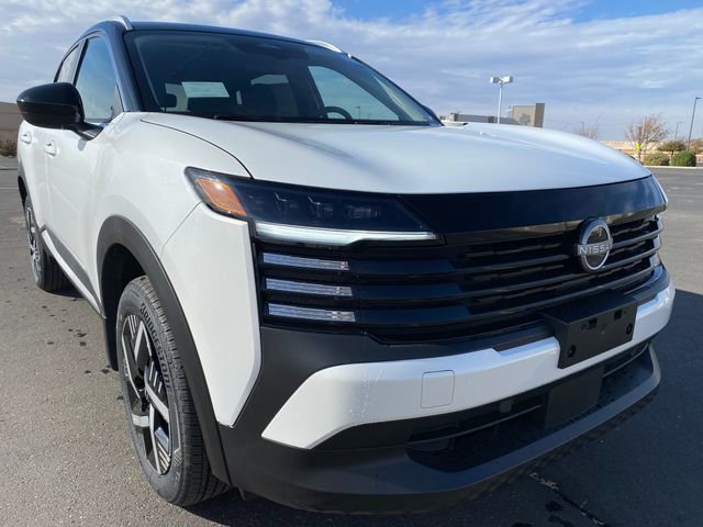 New 2026 Nissan Kicks SV image 8