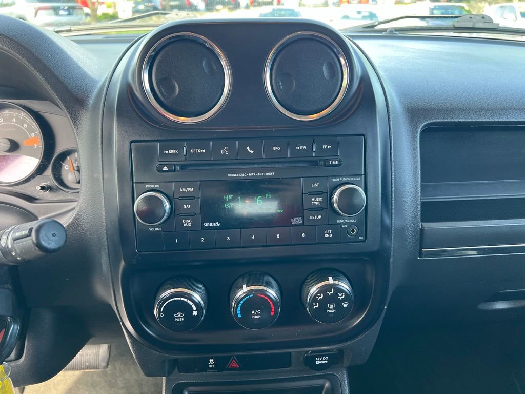 Used 2016 Jeep Patriot Sport w/ Power Value Group FWD image 30