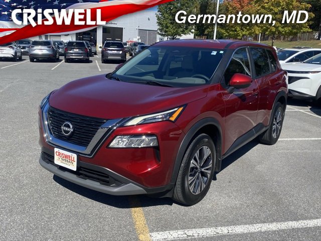 Used 2023 Nissan Rogue SV image 1