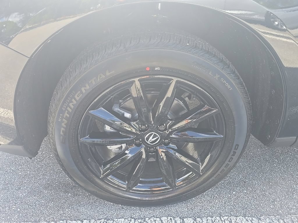 New 2026 Acura RDX SH-AWD image 9