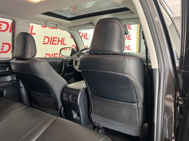 Used 2020 Toyota 4Runner TRD Off-Road Premium w/ Moonroof Package AWD/4WD image 11