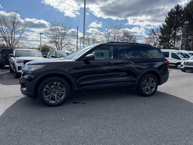 New 2026 Ford Explorer Active w/ Active Comfort Package AWD/4WD image 2