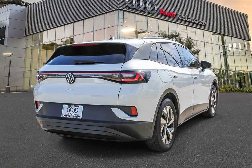 Used 2023 Volkswagen ID.4 Pro image 4