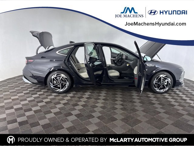 Certified 2025 Hyundai Sonata SEL image 17