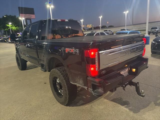 Used 2024 Ford F250 King Ranch w/ FX4 Off-Road Package image 8