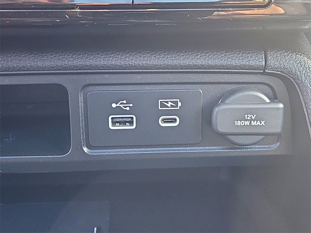 Certified 2025 Honda Pilot TrailSport image 17