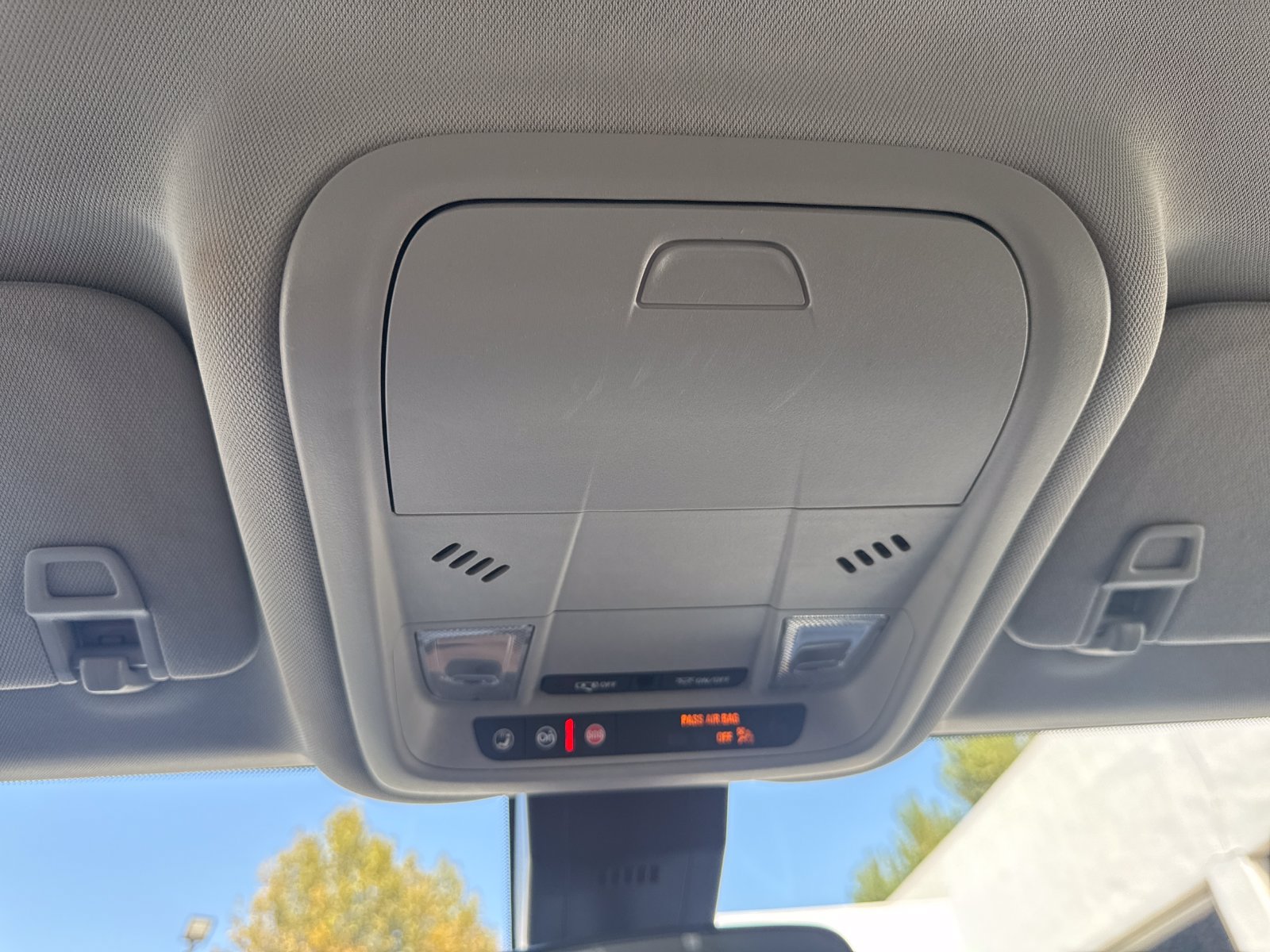 Used 2022 Chevrolet Equinox LT FWD image 21
