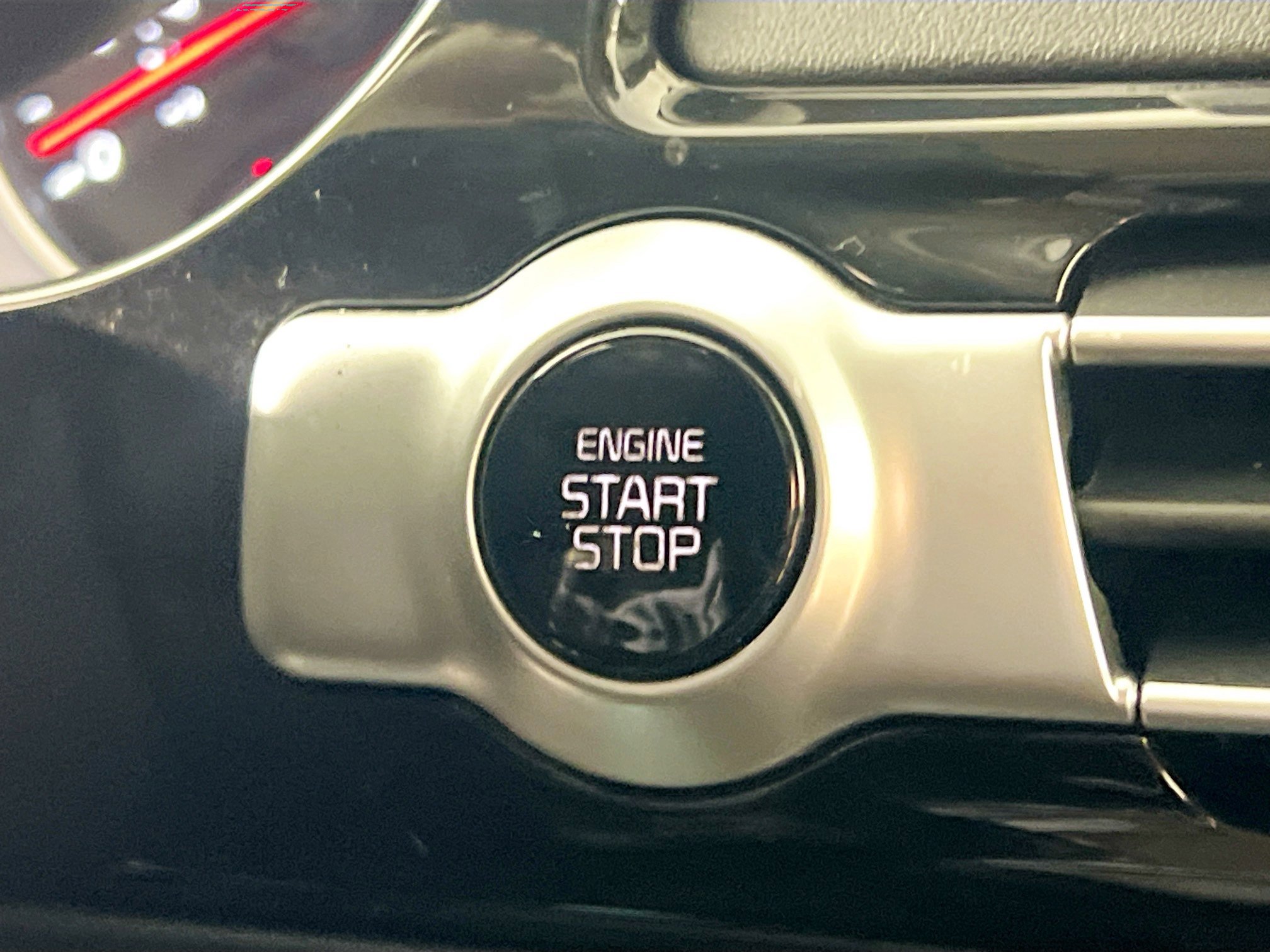 Used 2021 Kia Seltos SX w/ SX Sunroof Package image 24