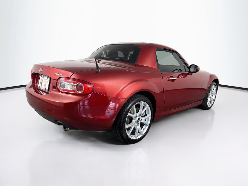 Used 2015 MAZDA MX-5 Miata Grand Touring RWD image 10