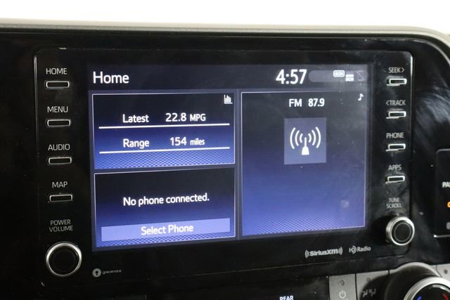Used 2021 Toyota Highlander XLE FWD image 30