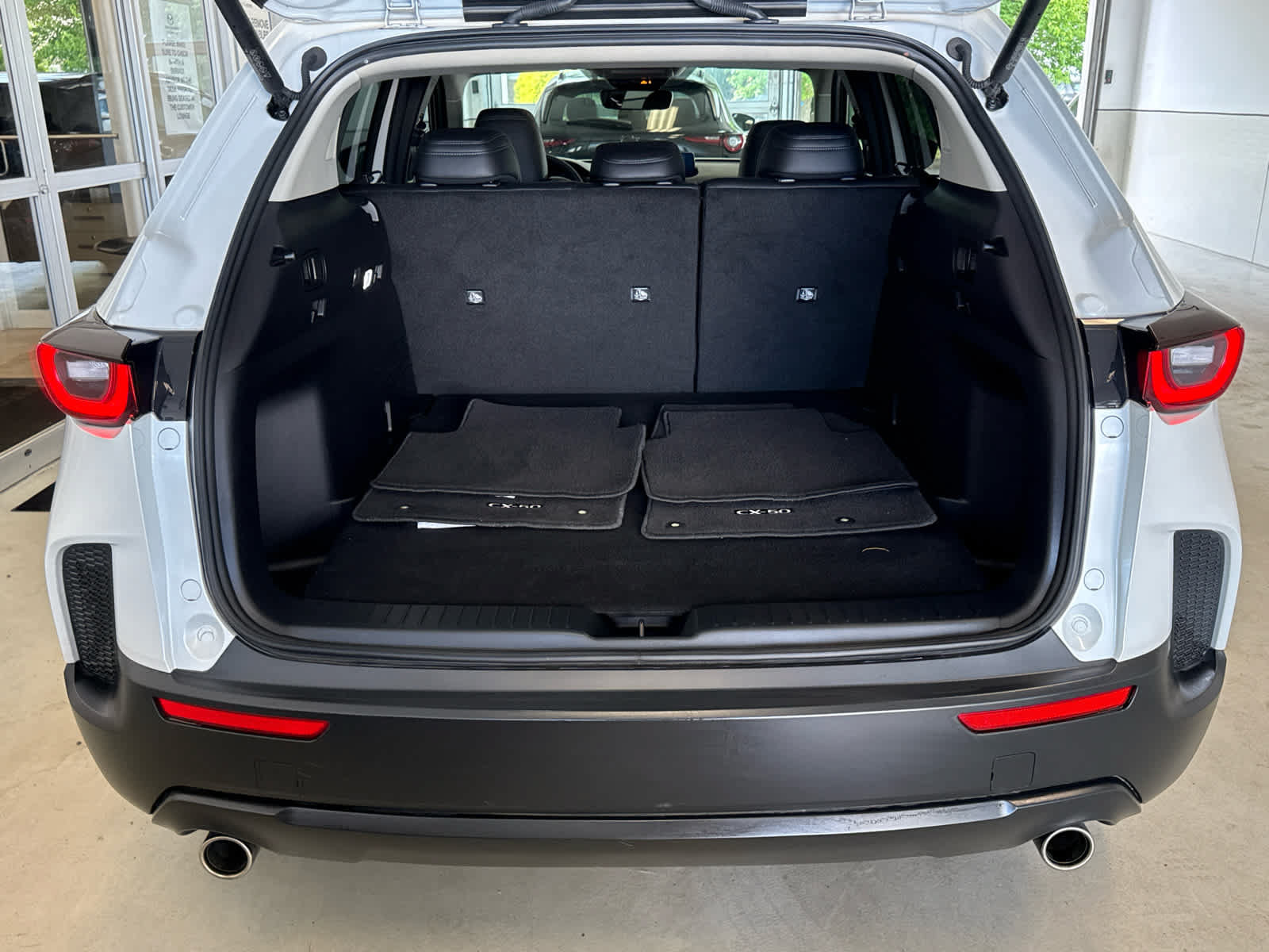 Certified 2024 MAZDA CX-50 AWD 2.5 S w/ Premium Plus Pkg image 23