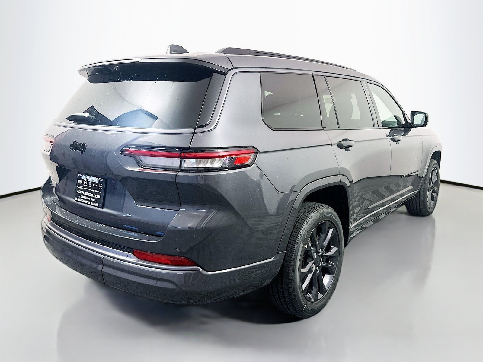 New 2026 Jeep Grand Cherokee L Limited AWD/4WD image 7