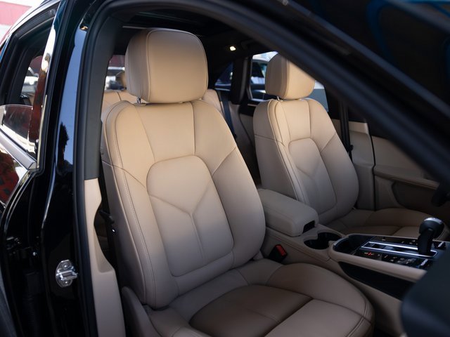 New 2026 Porsche Macan image 50
