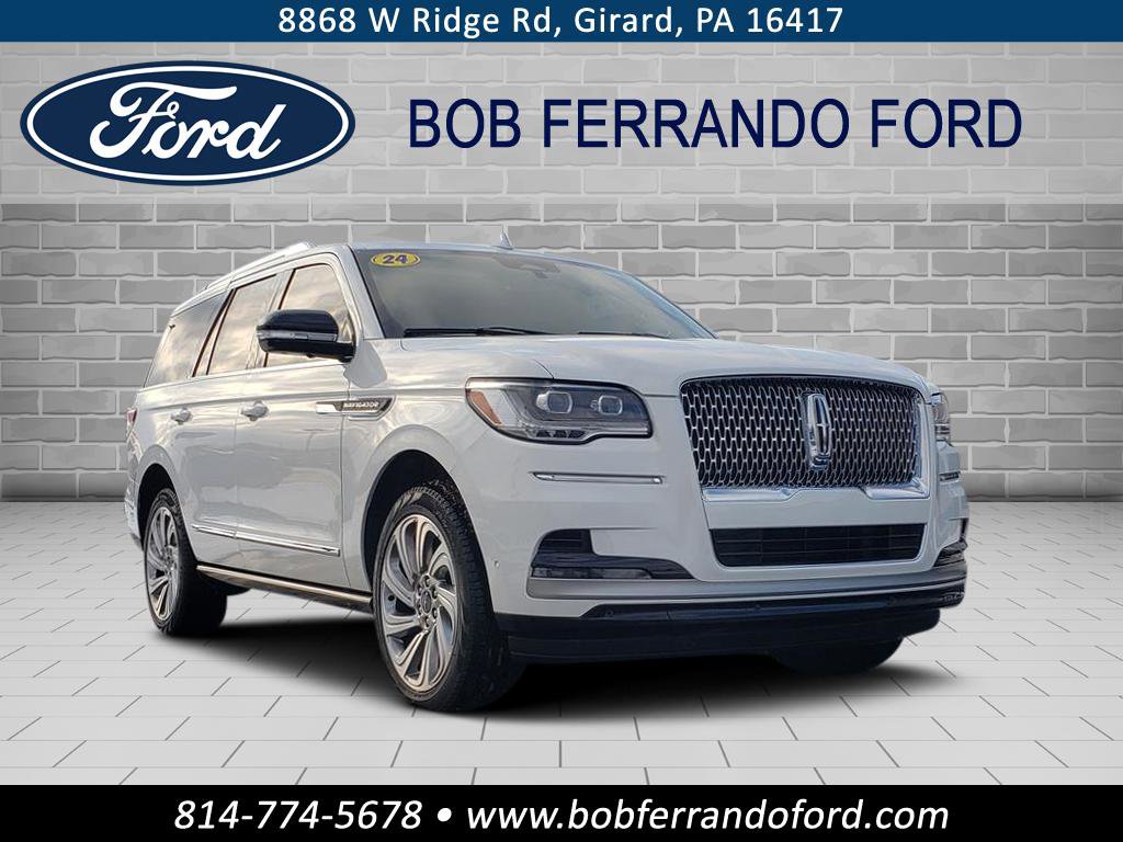 Used 2024 Lincoln Navigator Reserve image 1