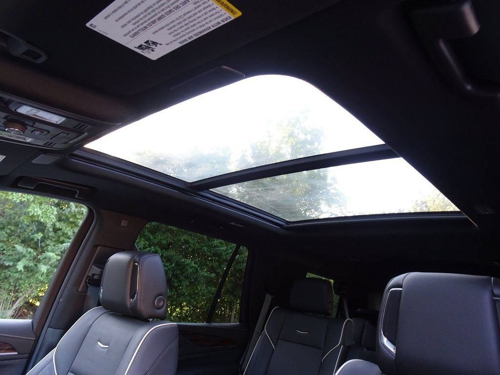 Certified 2023 Cadillac Escalade Premium Luxury w/ LPO, Floor Liner Package AWD/4WD image 11
