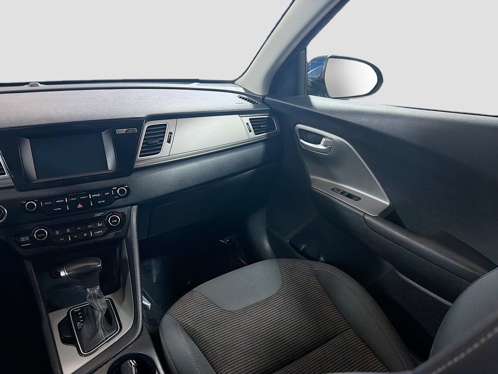 Used 2019 Kia Niro LX FWD image 22