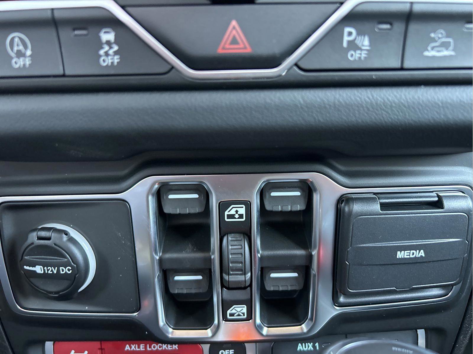 New 2026 Jeep Gladiator Mojave image 31