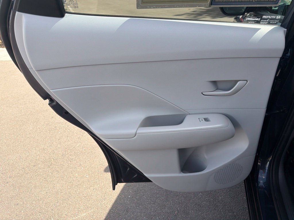 Used 2024 Hyundai Kona SEL AWD/4WD image 18