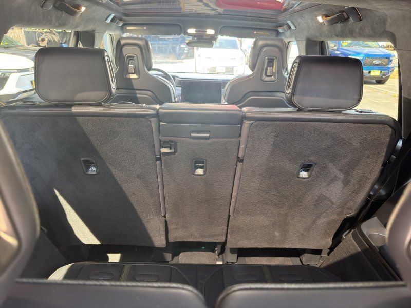 Used 2022 Rivian R1S Launch Edition AWD/4WD image 25