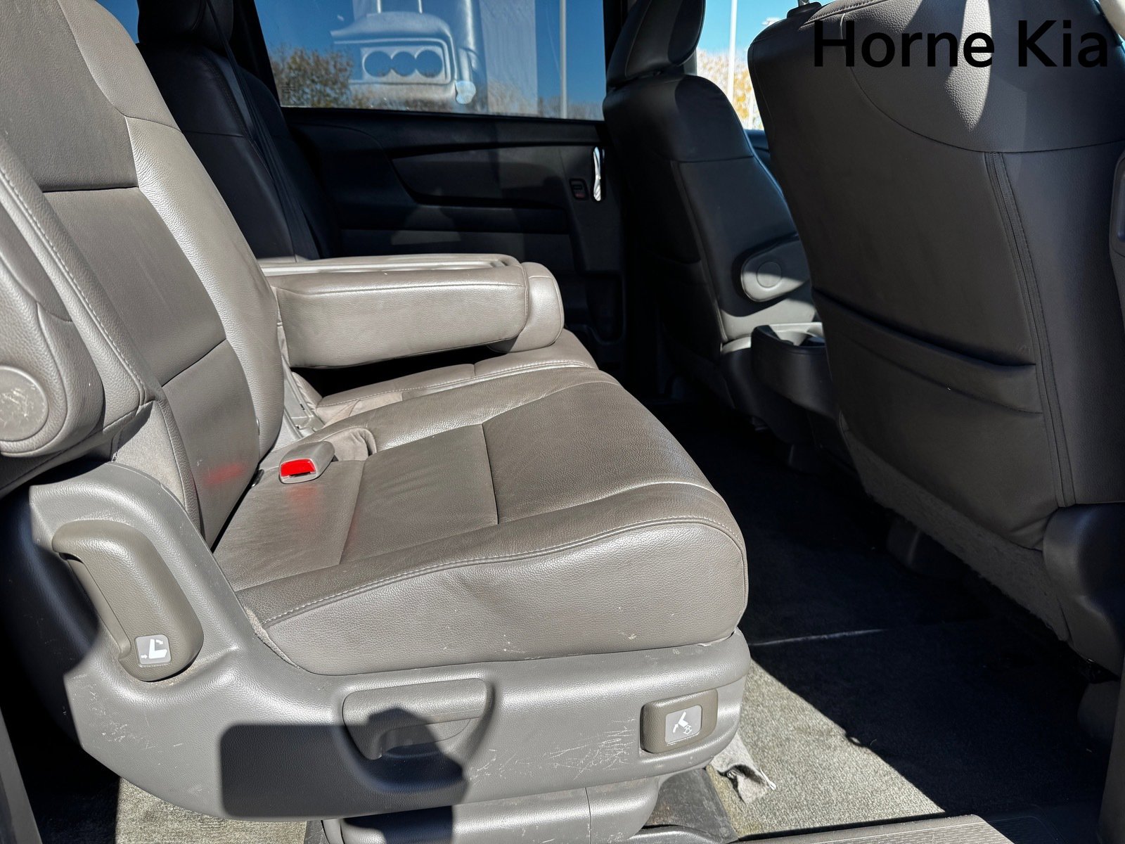 Used 2016 Honda Odyssey EX-L image 29