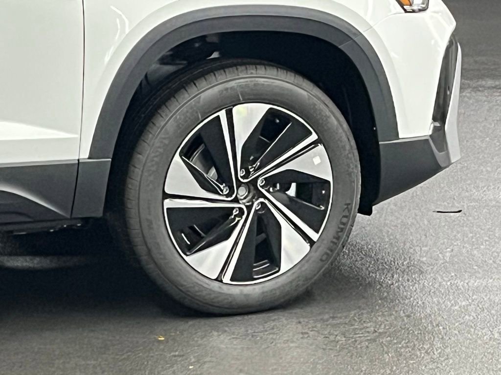 New 2026 Volkswagen Taos SE AWD/4WD image 38