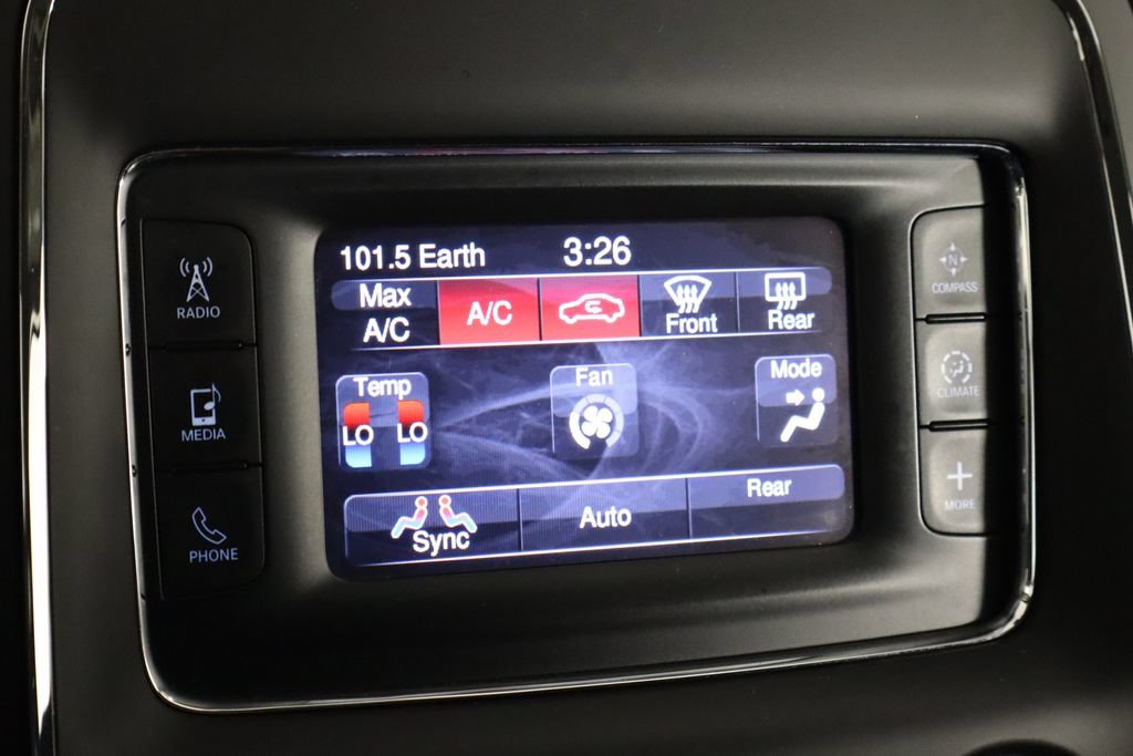 Used 2014 Dodge Durango SXT AWD/4WD image 35