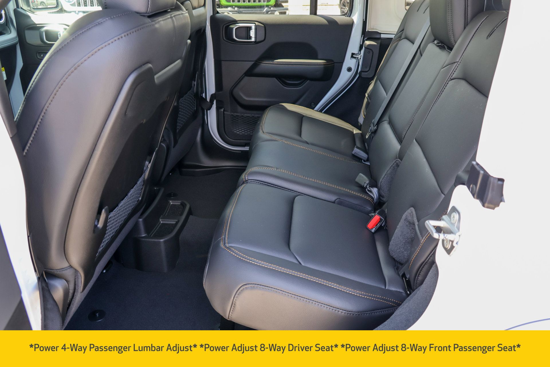 New 2026 Jeep Wrangler Unlimited Sahara AWD/4WD image 17
