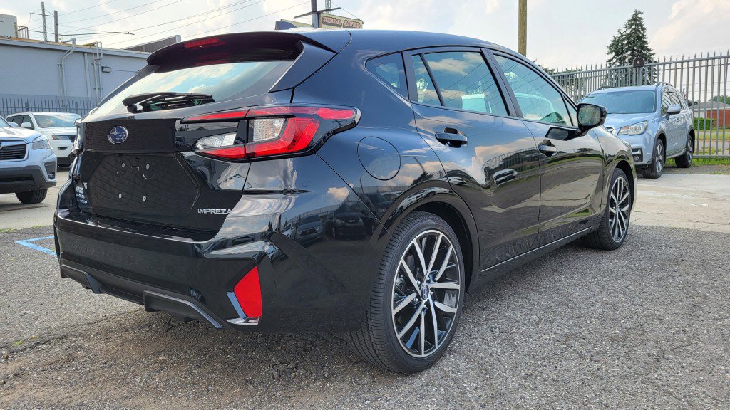 Used 2024 Subaru Impreza 2.0i Sport image 10
