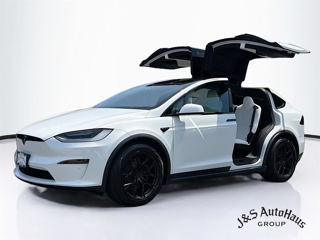 Used 2022 Tesla Model X AWD/4WD image 3