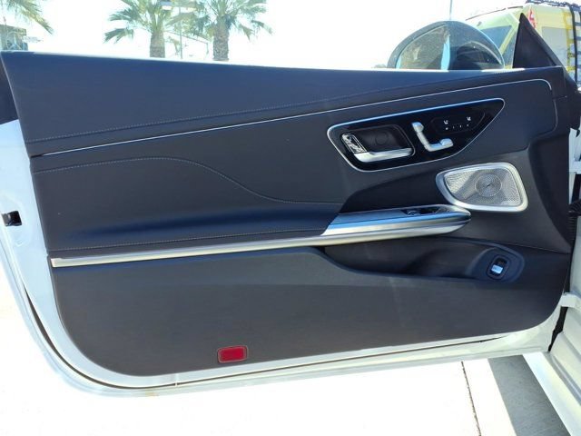 New 2026 Mercedes-Benz CLE 300 4MATIC Coupe image 13