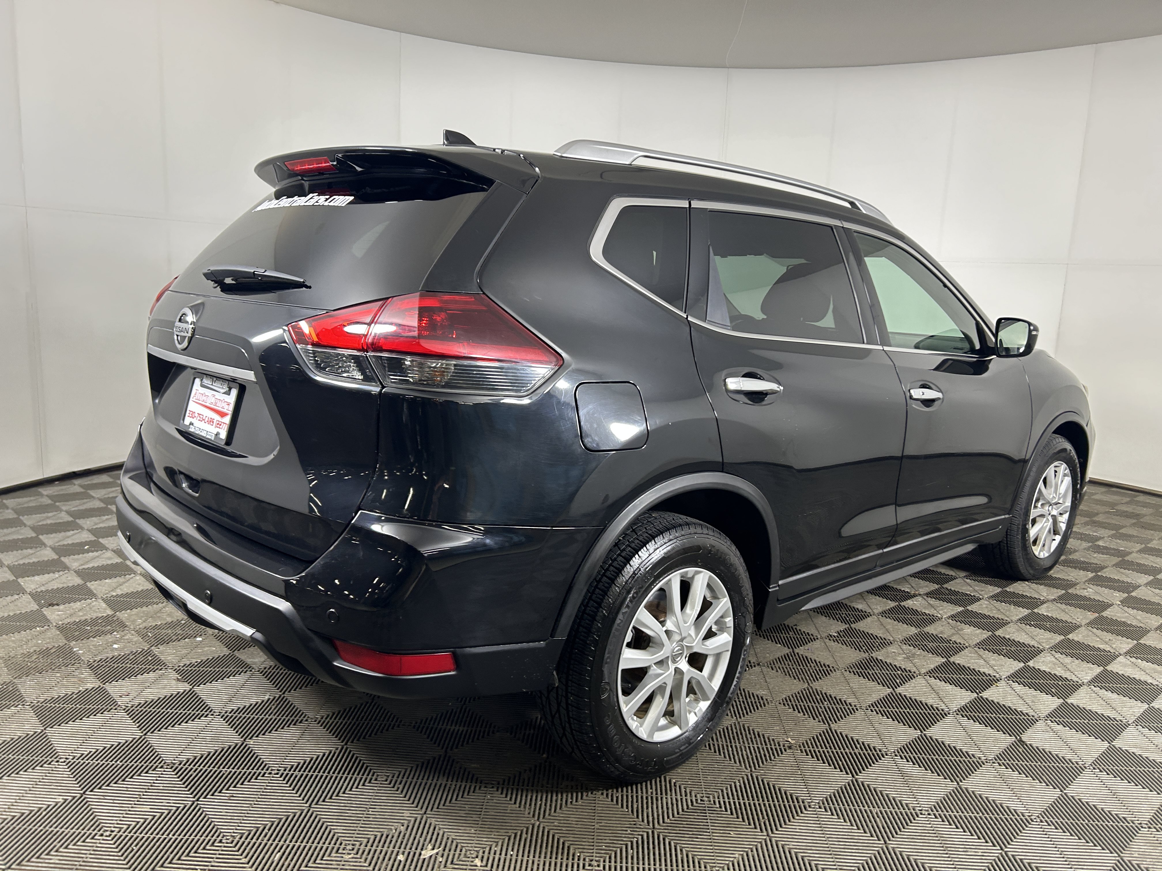 Used 2020 Nissan Rogue SV AWD/4WD image 5